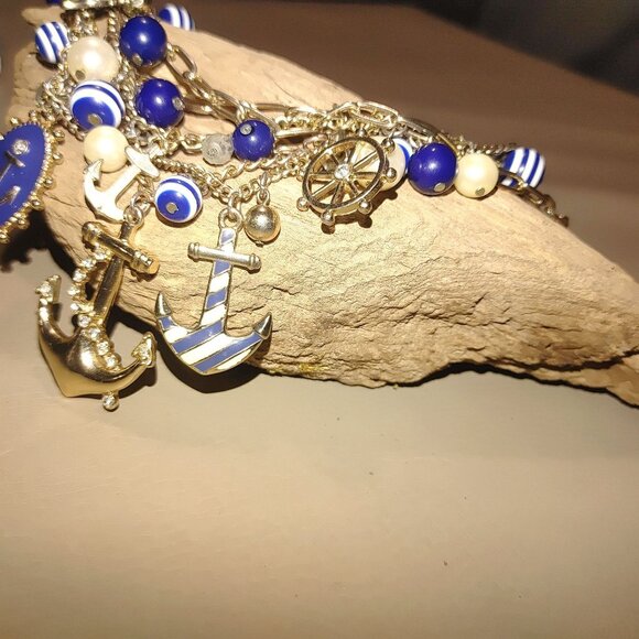 Large Gold Tone Nautical Paperclip Blue White Necklace Anchors Pearls Blue Beads - Picture 10 of 10